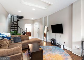 140 WENDOVER ST, Philadelphia, PA 19127