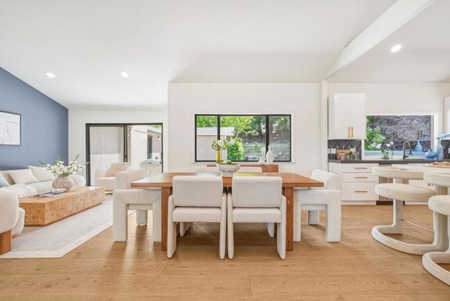 11234 Sun Valley Drive, Oakland, CA 94605