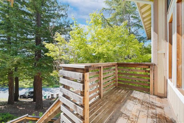 11234 Sun Valley Drive, Oakland, CA 94605