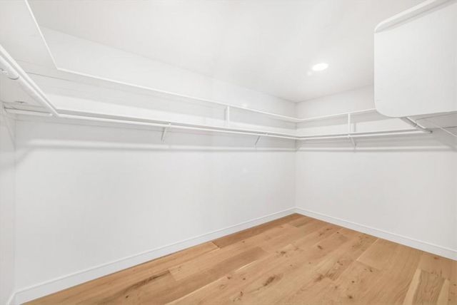 11234 Sun Valley Drive, Oakland, CA 94605