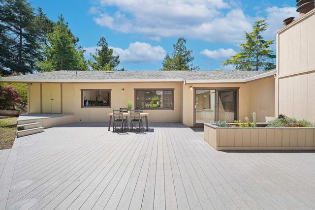 11234 Sun Valley Drive, Oakland, CA 94605