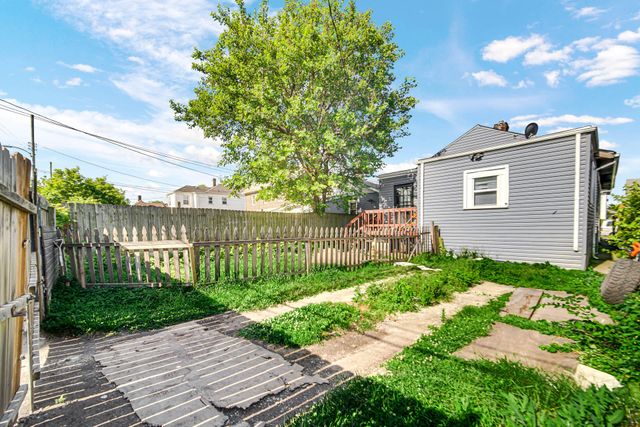 4115 Grand Boulevard, East Chicago, IN 46312