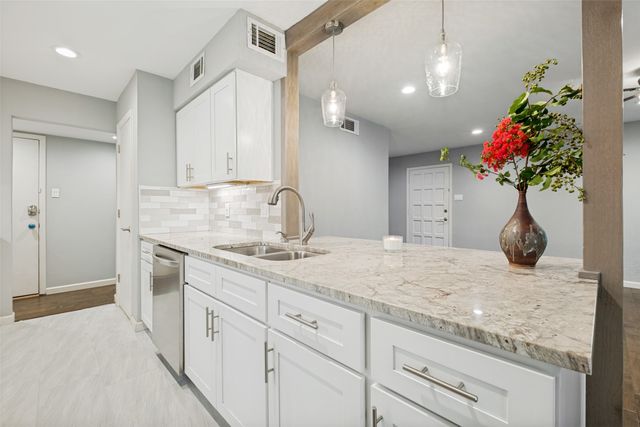 4933 Skillman Street 149, Dallas, TX 75206