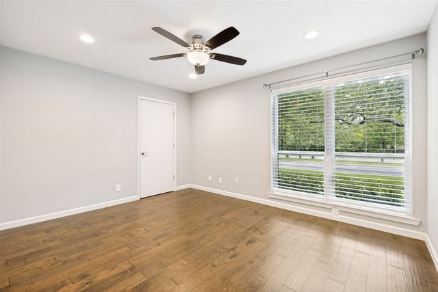 4933 Skillman Street 149, Dallas, TX 75206