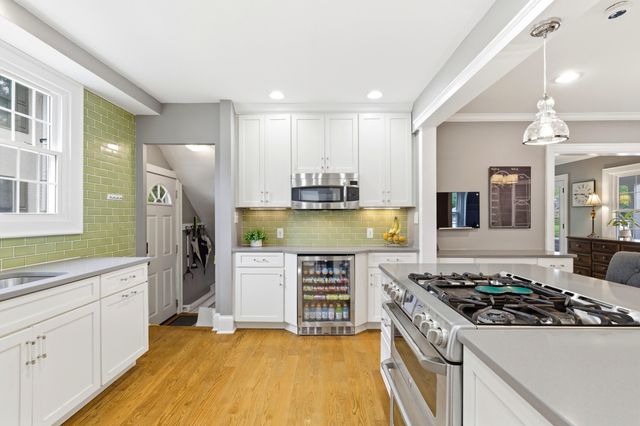 2565 Bexley Park Road, Bexley, OH 43209
