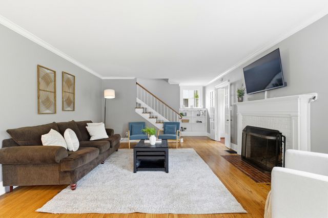 2565 Bexley Park Road, Bexley, OH 43209