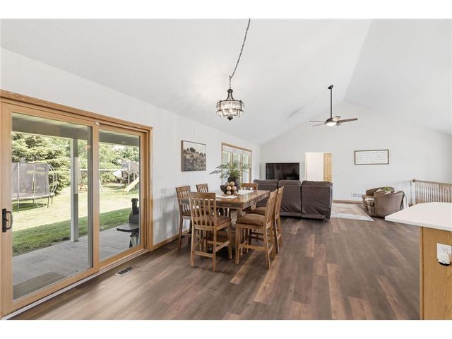 545 Kreuziger Road, Roberts, WI 54023