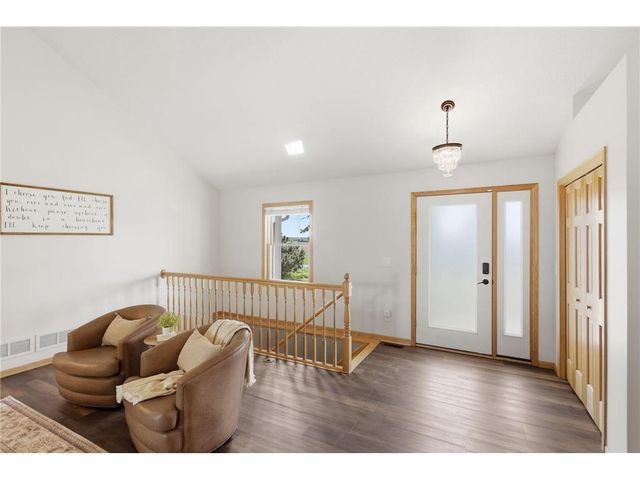 545 Kreuziger Road, Roberts, WI 54023
