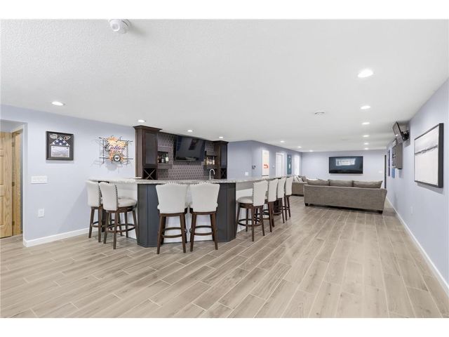 545 Kreuziger Road, Roberts, WI 54023