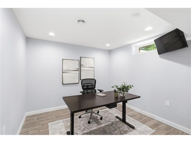 545 Kreuziger Road, Roberts, WI 54023