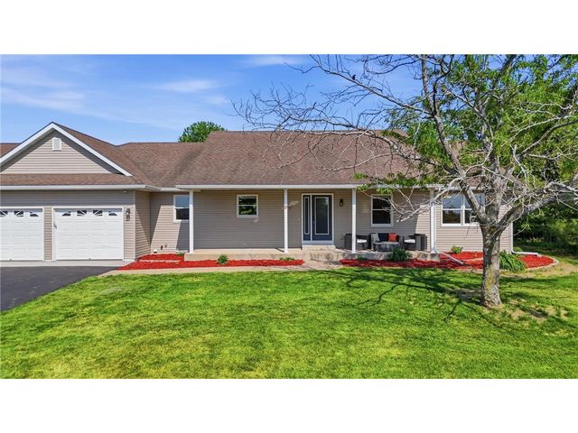 545 Kreuziger Road, Roberts, WI 54023