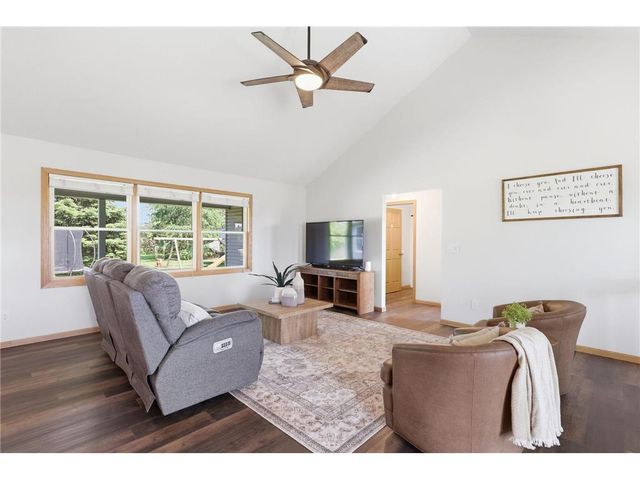 545 Kreuziger Road, Roberts, WI 54023