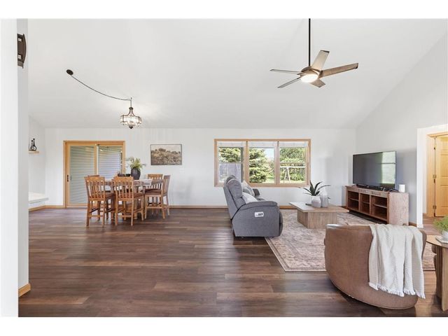 545 Kreuziger Road, Roberts, WI 54023