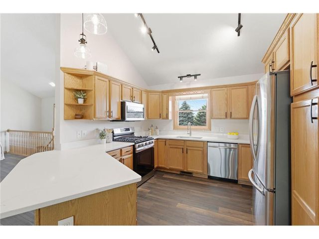 545 Kreuziger Road, Roberts, WI 54023