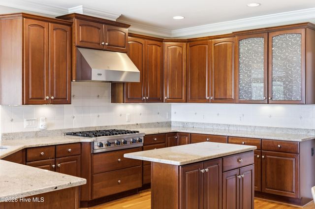 99 Sound View Drive N, Hampstead, NC 28443