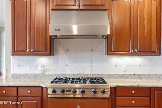 99 Sound View Drive N, Hampstead, NC 28443