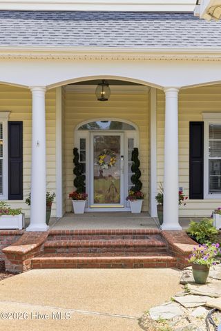 99 Sound View Drive N, Hampstead, NC 28443