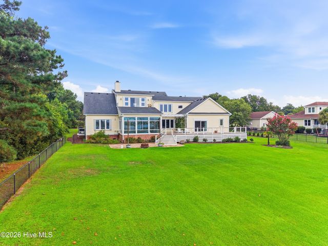99 Sound View Drive N, Hampstead, NC 28443