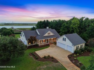 99 Sound View Drive N, Hampstead, NC 28443