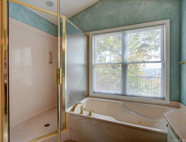 9 Sur Lane, Hot Springs Village, AR 71909