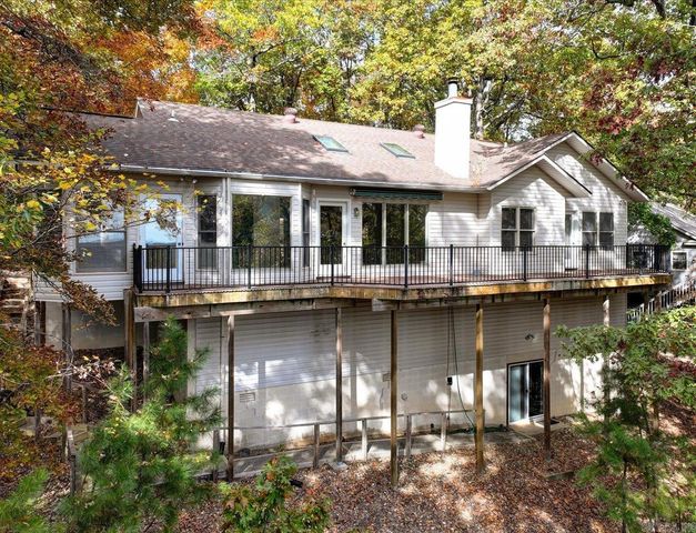 9 Sur Lane, Hot Springs Village, AR 71909