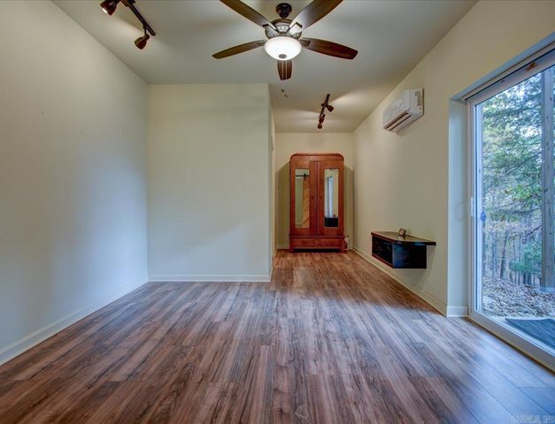 9 Sur Lane, Hot Springs Village, AR 71909