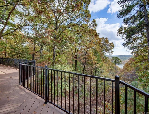 9 Sur Lane, Hot Springs Village, AR 71909