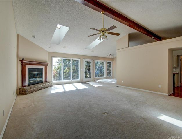 9 Sur Lane, Hot Springs Village, AR 71909