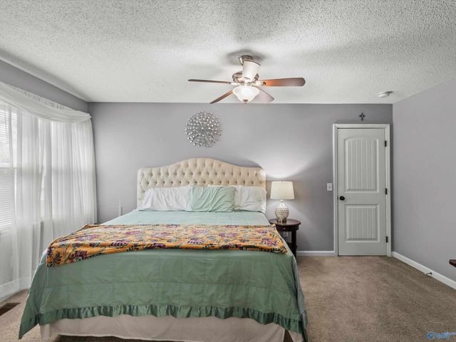 2207 Noel Drive, Huntsville, AL 35803