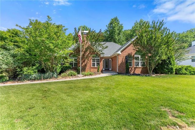 207 Nugget Trail, Braselton, GA 30517