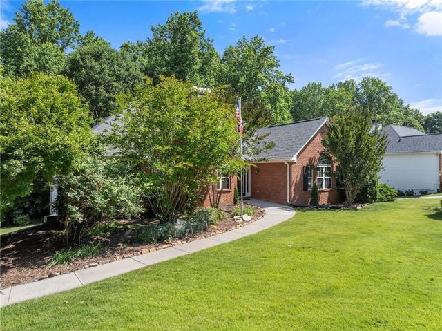 207 Nugget Trail, Braselton, GA 30517