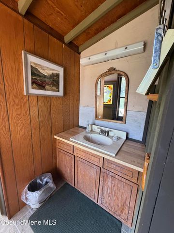 14226 W Spirit Lake Shore, Spirit Lake, ID 83869
