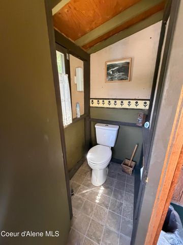 14226 W Spirit Lake Shore, Spirit Lake, ID 83869