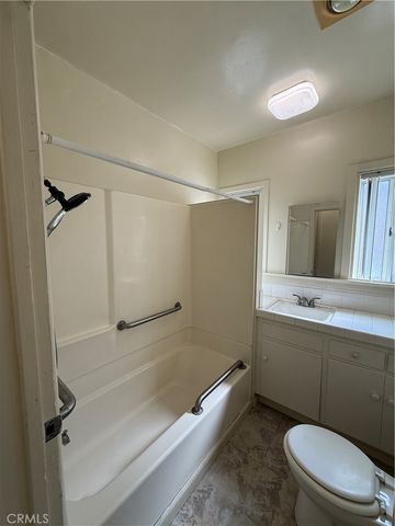 736 S Adams A, Glendale, CA 91205