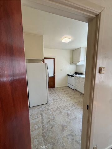 736 S Adams A, Glendale, CA 91205
