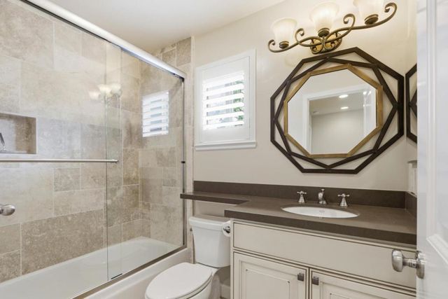 550 Gabilan Street, Los Altos, CA 94022