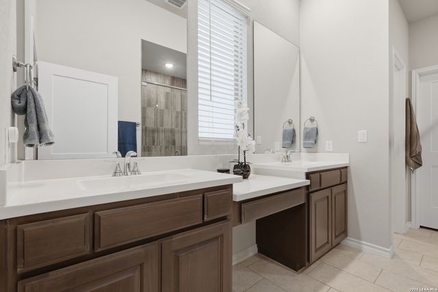 10131 HARR KNL, San Antonio, TX 78224
