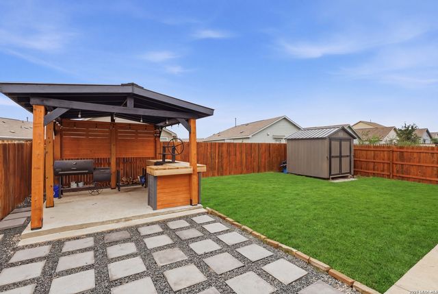 10131 HARR KNL, San Antonio, TX 78224