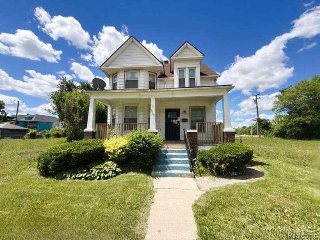 5469 Seneca Street, Detroit, MI 48213