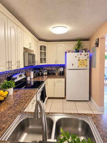 1145 W 42nd St 26, Hialeah, FL 33012