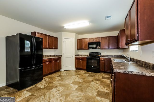 110 Betty Ann Lane, Covington, GA 30016