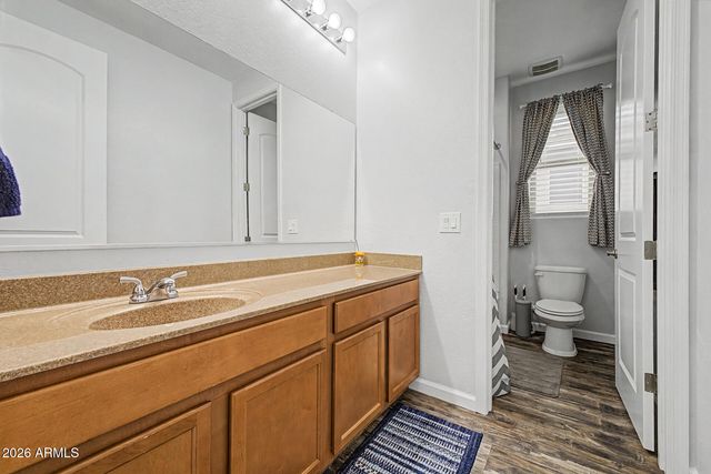 744 W DESERT HOLLOW Drive, San Tan Valley, AZ 85143