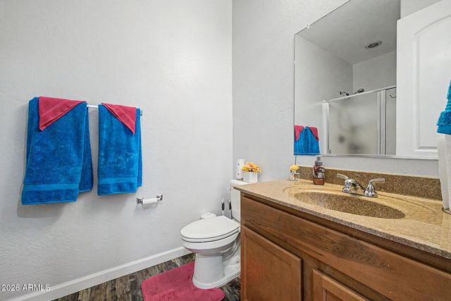 744 W DESERT HOLLOW Drive, San Tan Valley, AZ 85143