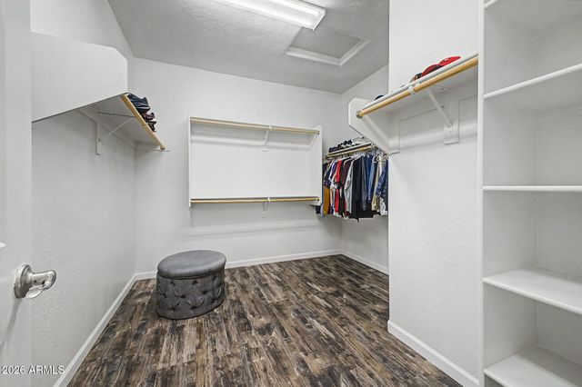 744 W DESERT HOLLOW Drive, San Tan Valley, AZ 85143
