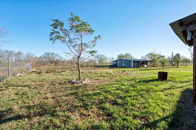 5836 Fm 3383, Corsicana, TX 75110