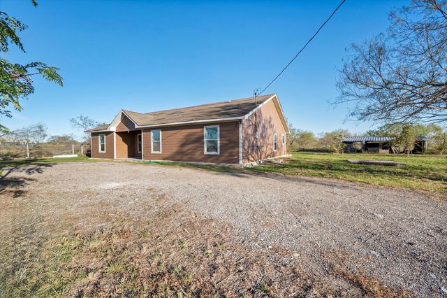5836 Fm 3383, Corsicana, TX 75110