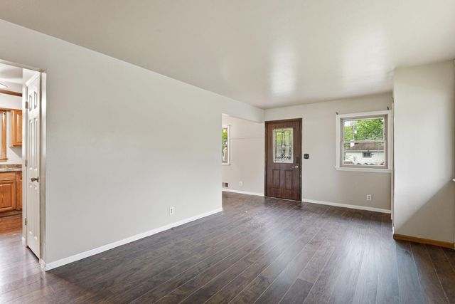 8352 Blaisdell Avenue S, Bloomington, MN 55420