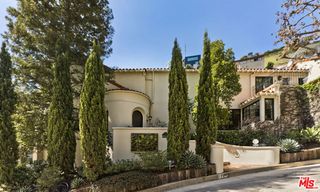 1701 Queens Court, Los Angeles, CA 90069