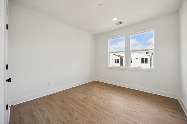 835 Rachel Street B, Houston, TX 77091