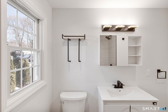 10 Greenwood Avenue, Darien, CT 06820